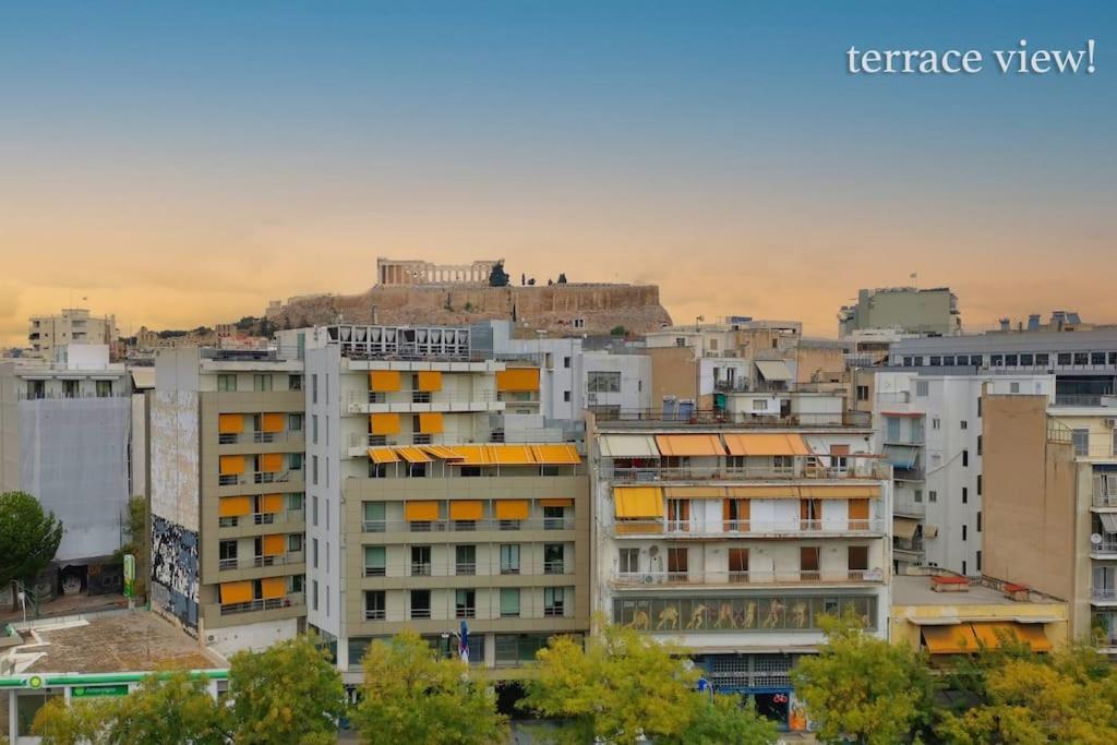 Near Acropolis, 3 Bedroom 2 Bathroom Big Beautiful Apt Атина Екстериор снимка